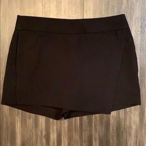 J Crew black skort. Size 4
